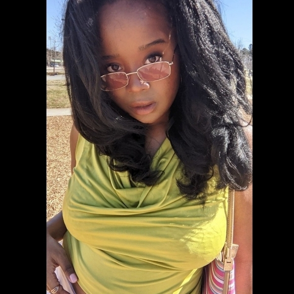 The One who decided to change her outlook. - Picture 3 of 4